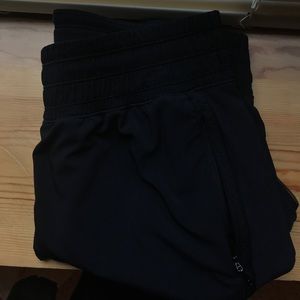 lululemon windbreaker pants